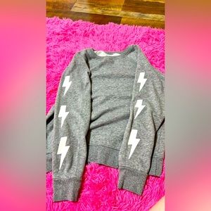 Time and tru crew neck!